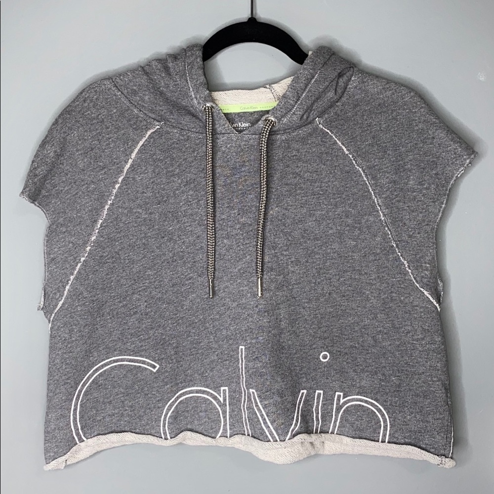 Cropped t shirt hoodie